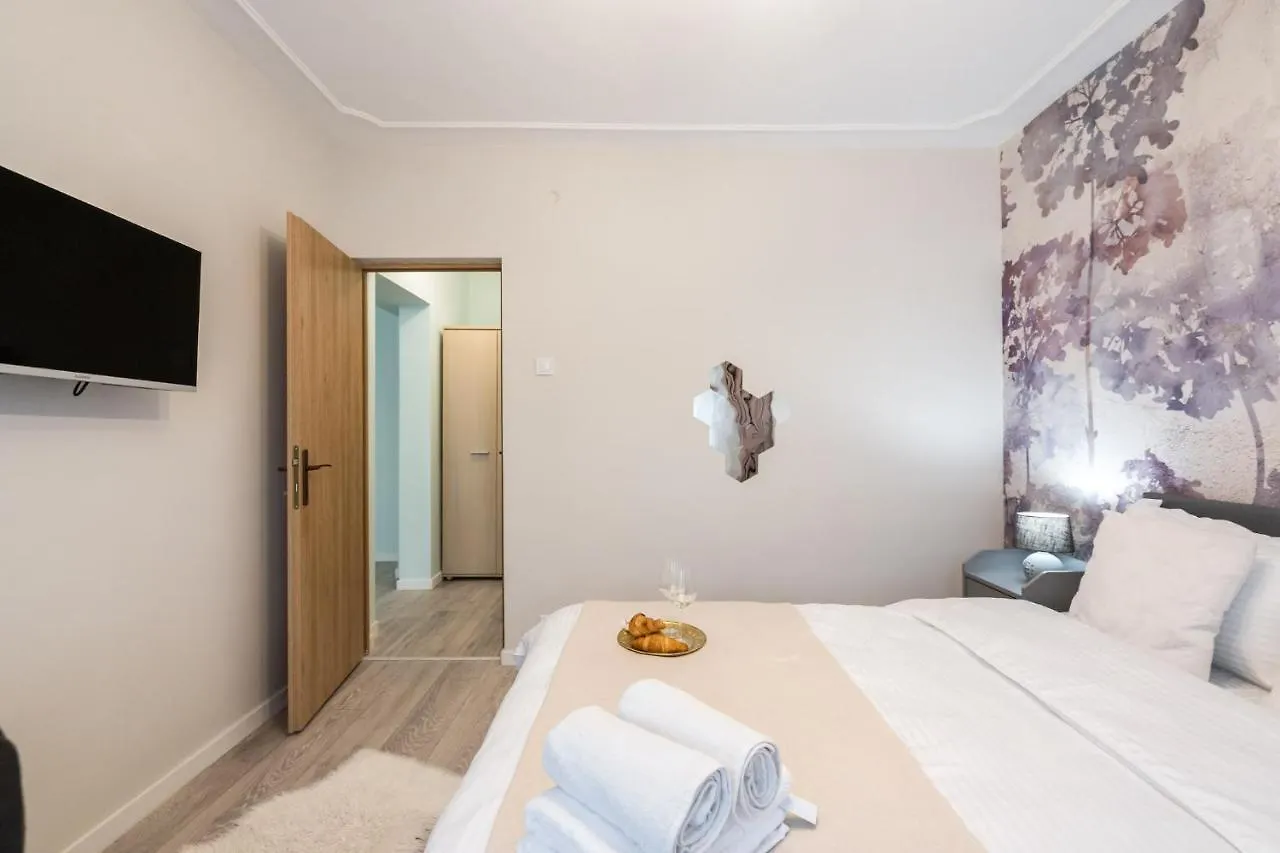 Felicity Apartment By The Park Bukarest